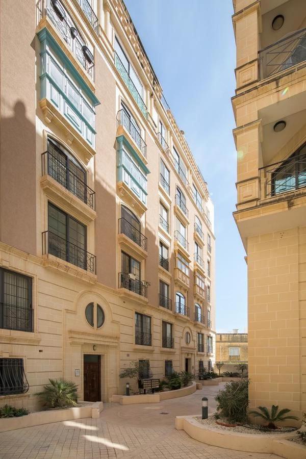 Belmonte Heights - Luxury 3 Bedroom Apartment Sliema Luaran gambar